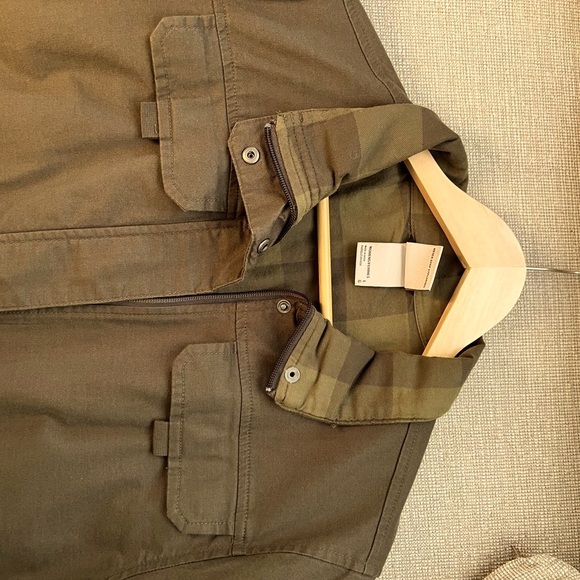 The North Face Men's Military Green Field Jacket - Picture 3 of 4